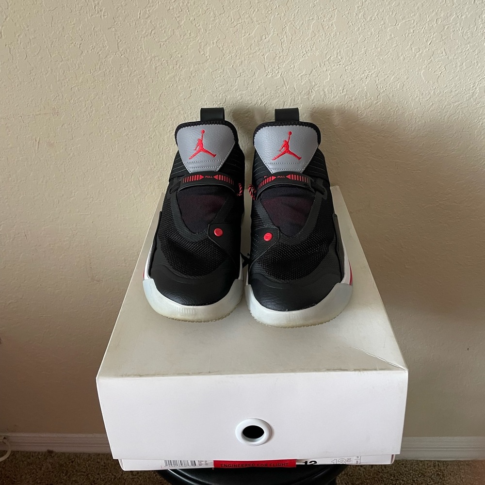 Air Jordan 33 SE